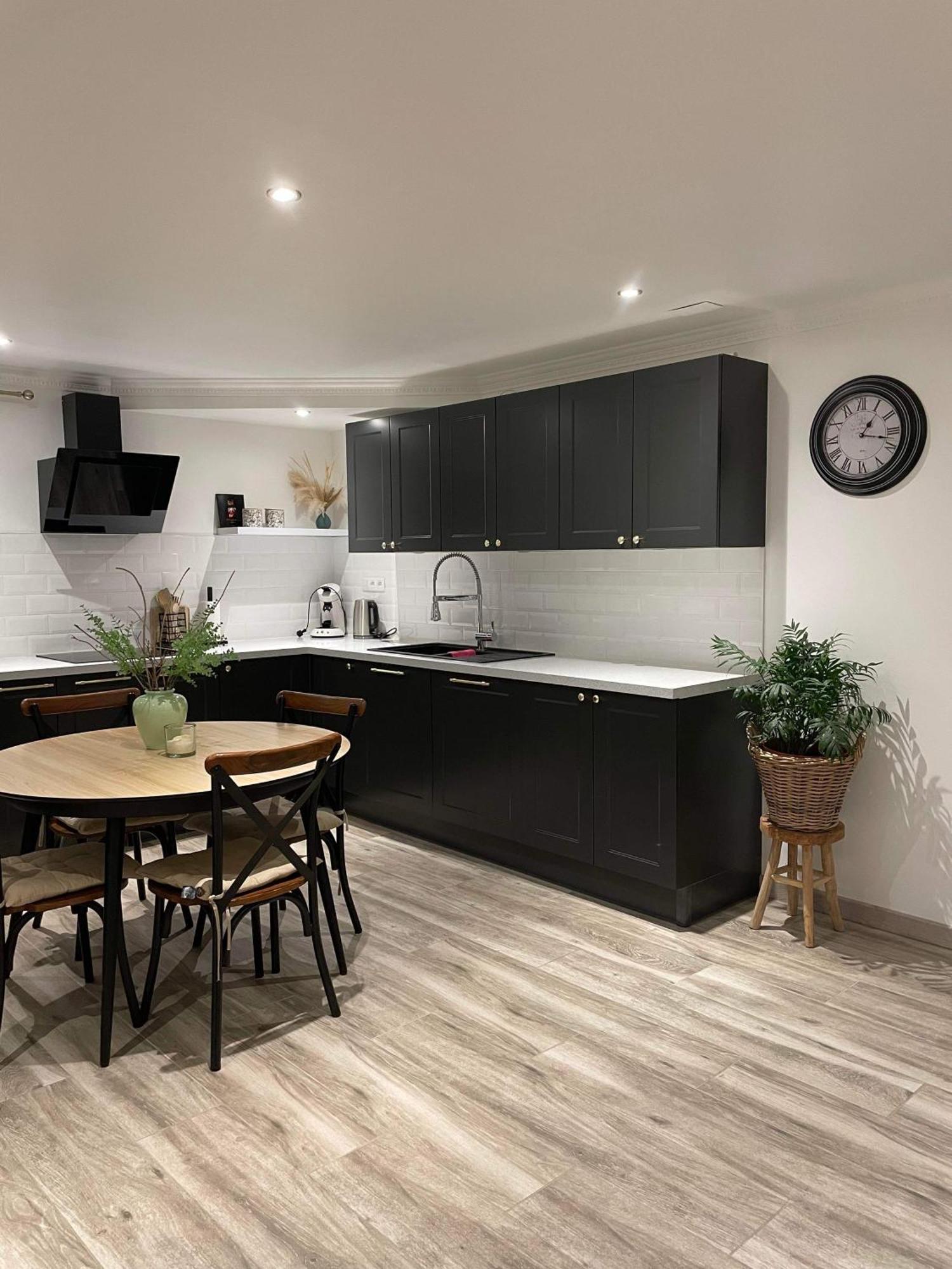 Hébergement de vacances Maison Avec Cheminee Et Jardin Pres Des Commerces Béziers